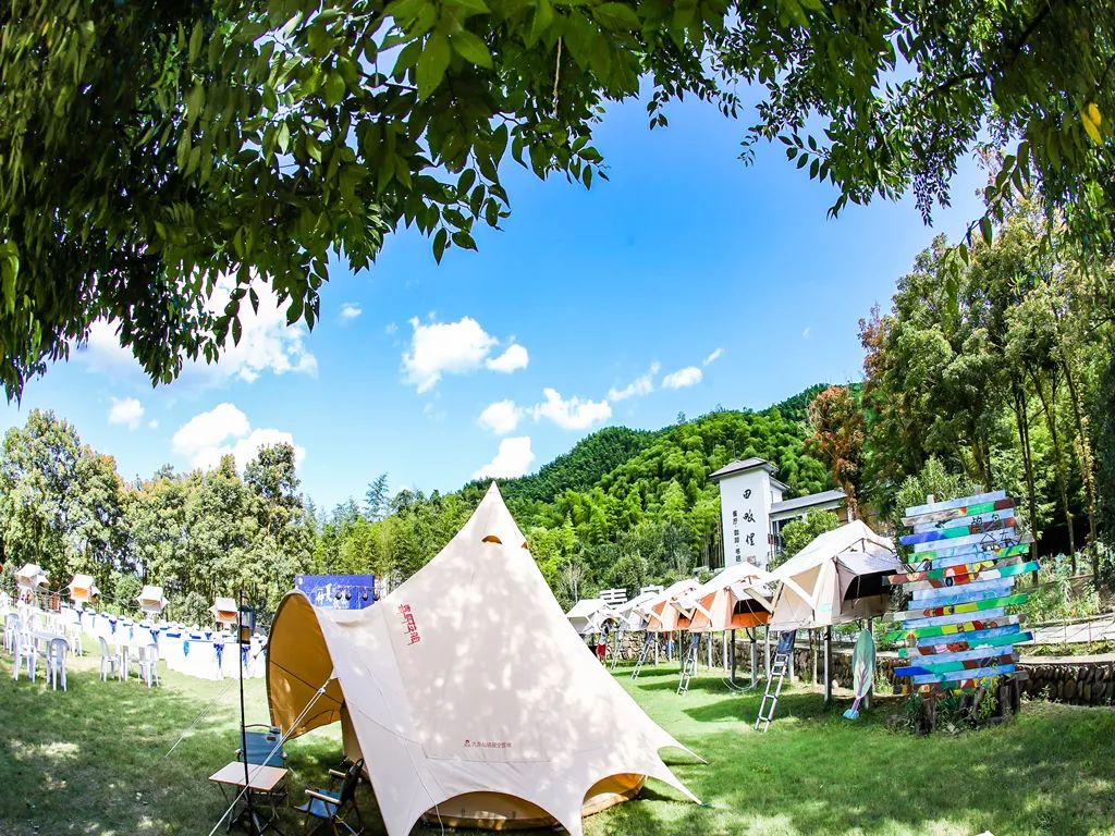 鸬鸟镇仙佰坑村